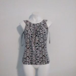 Black pink and white tank top